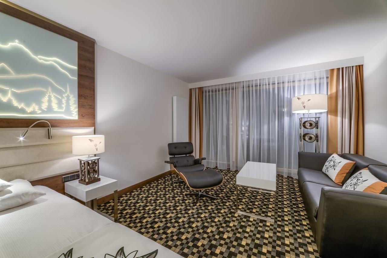 Ii Nosalowy Dwor Hotel 4*