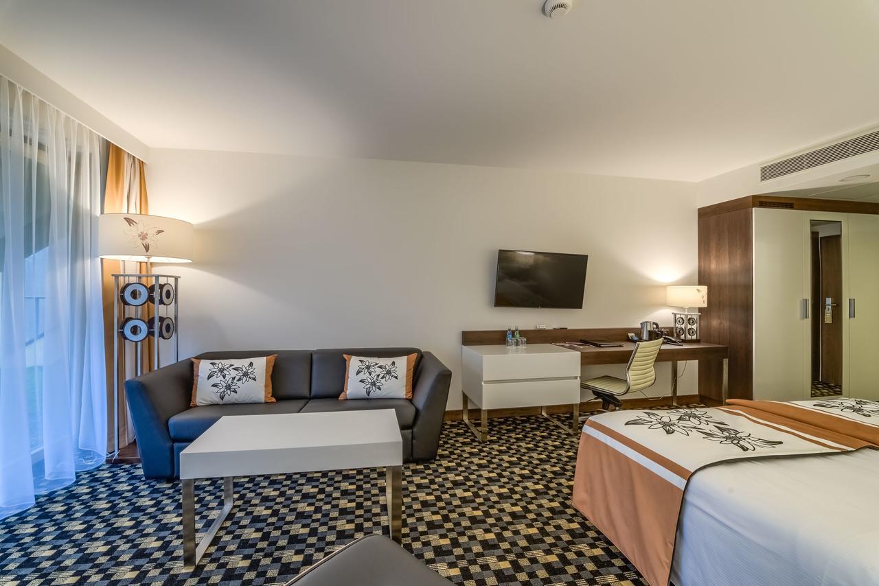 Hotel Ii Nosalowy Dwor 4*